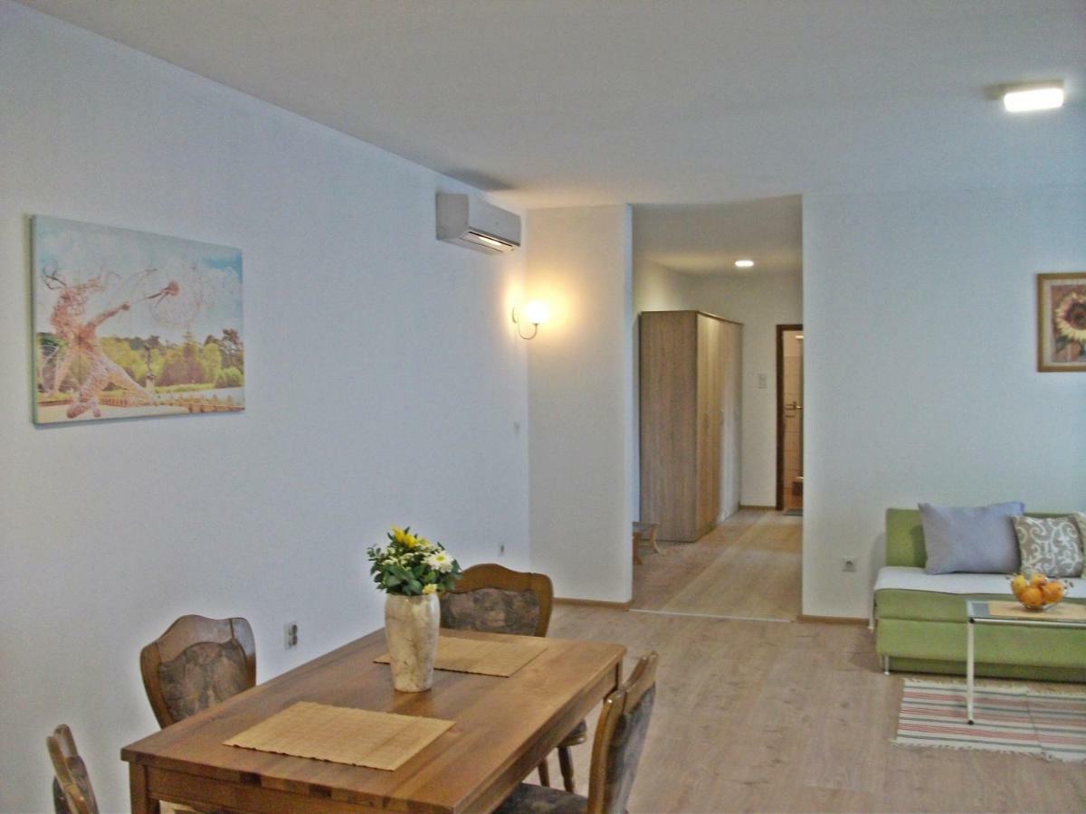 Apartmani Sunflower Sremski Karlovci Extérieur photo